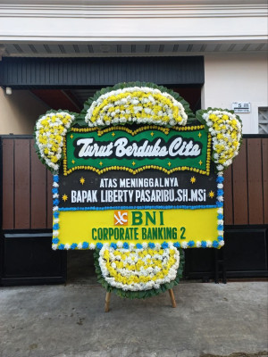 Papan Bunga Duka di Cipameungpeuk